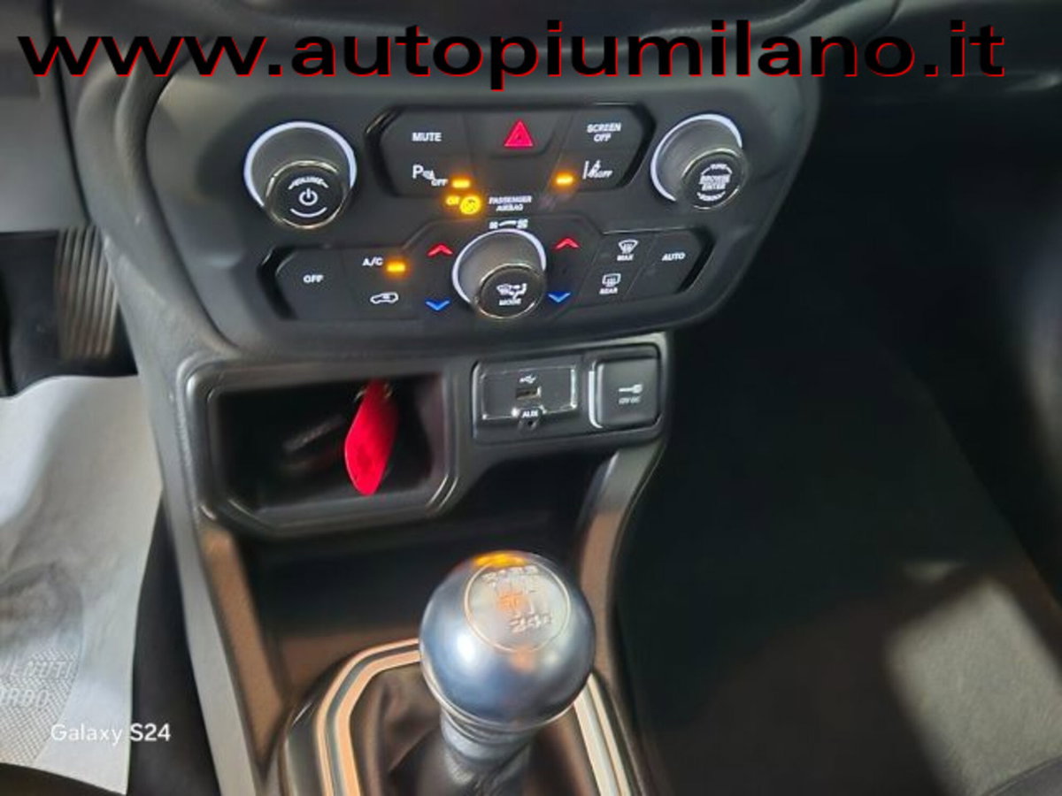 Jeep Renegade 1.6 Mjt 130 CV Limited (13)