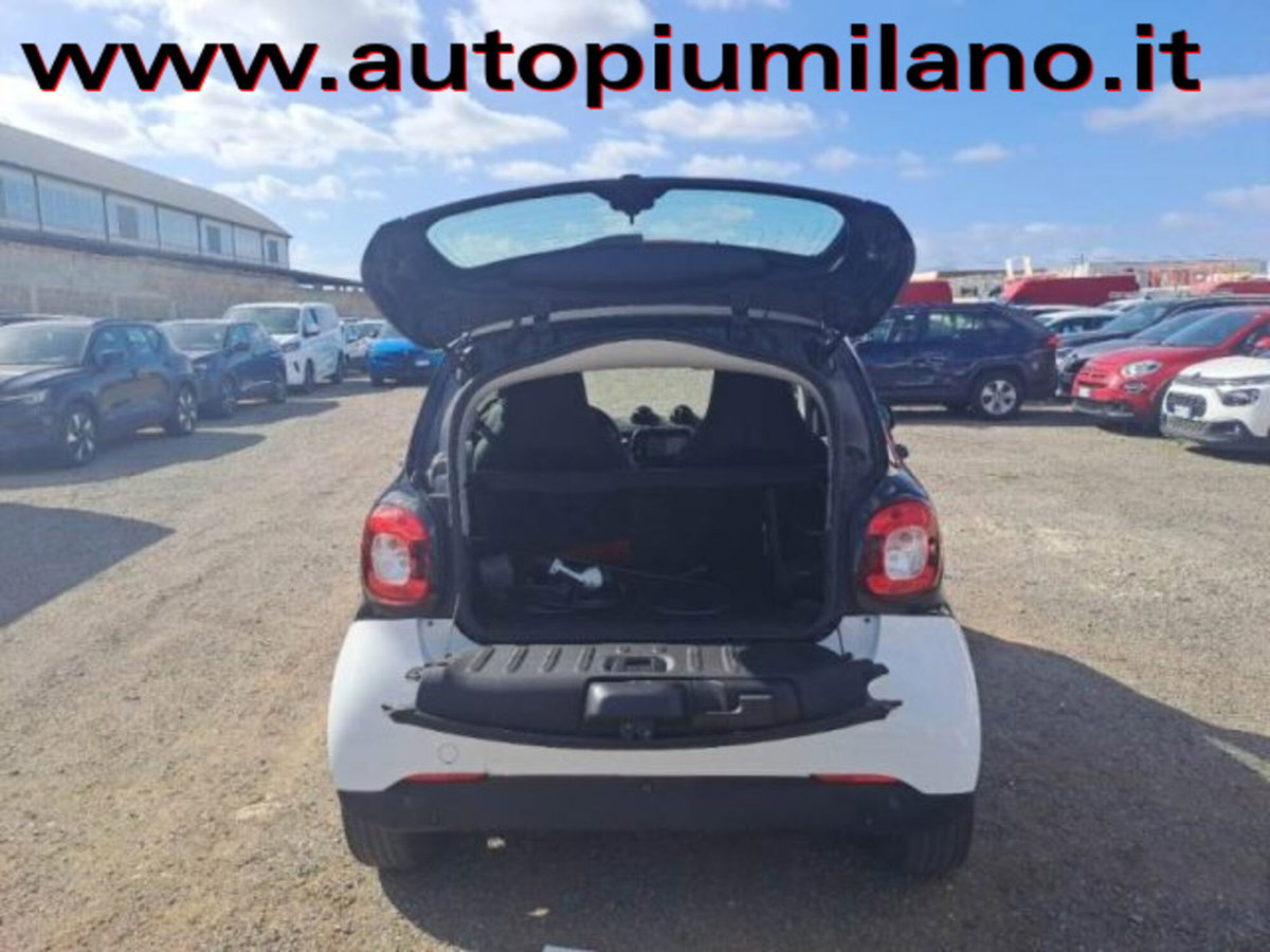 smart Fortwo EQ Passion Nightsky (9)