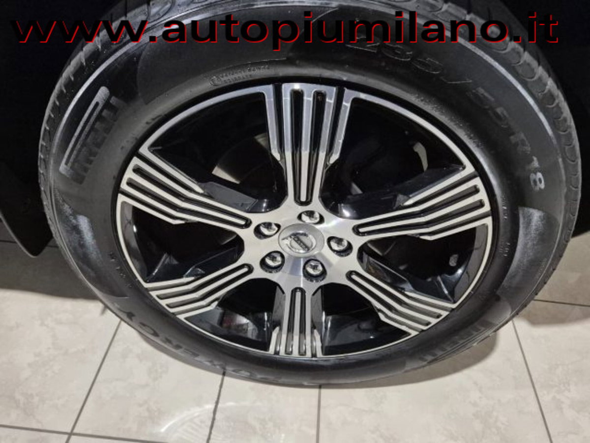 Volvo XC40 B4 AWD Geartronic Inscription (11)