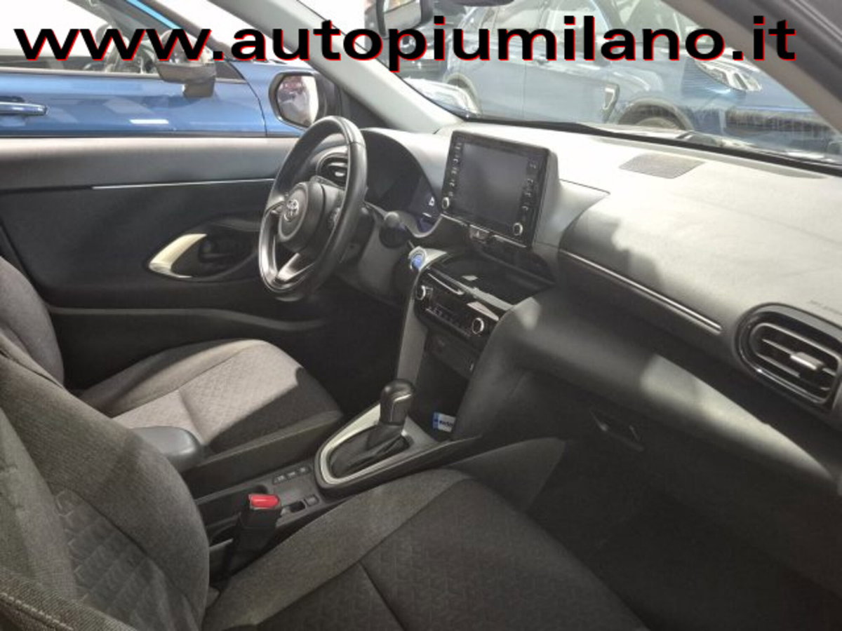 Toyota Yaris Cross 1.5h GR Sport Black Sky fwd 116cv e-cvt (7)