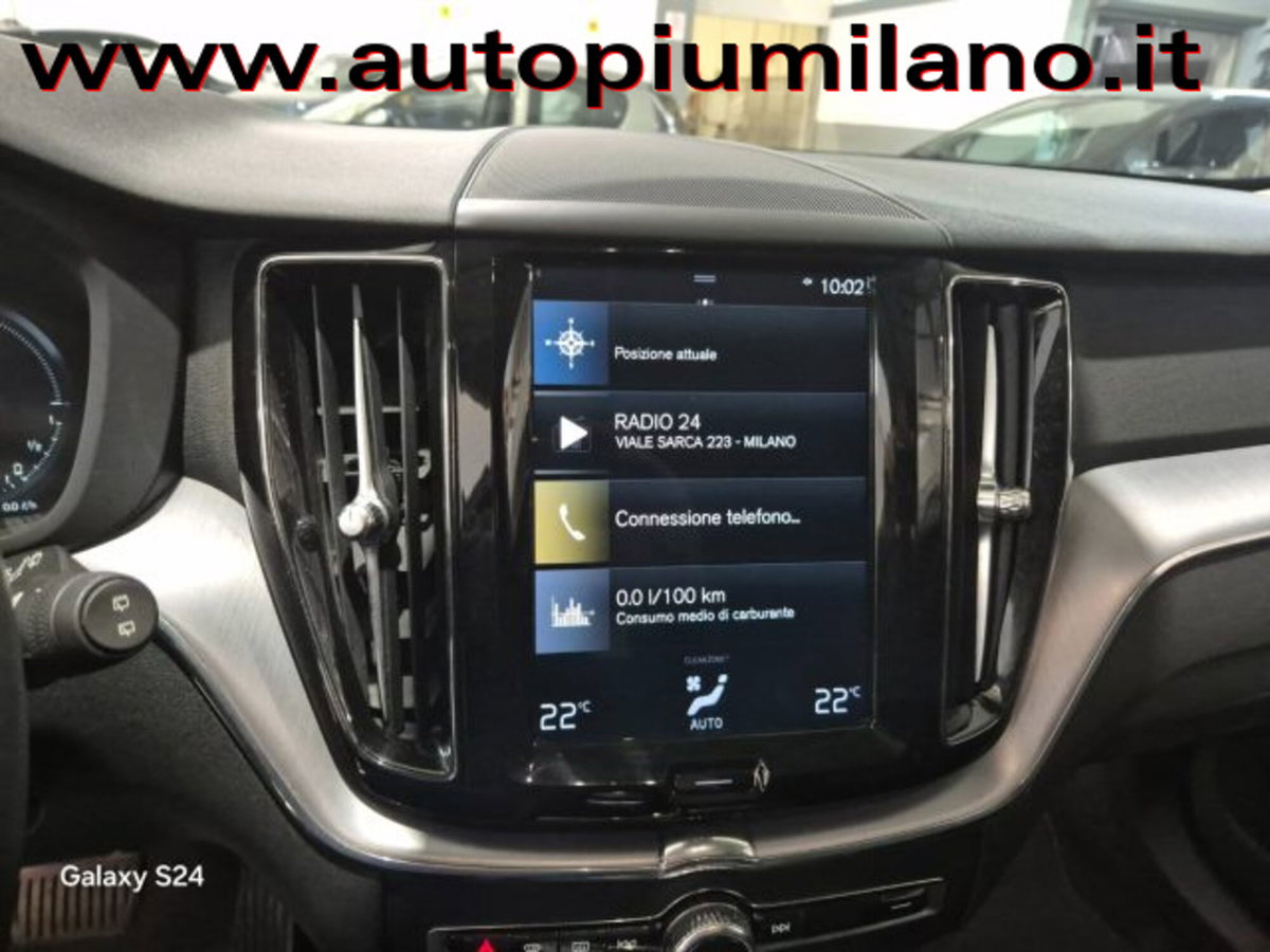 Volvo XC60 T8 Twin Engine AWD Geartronic Inscription (14)