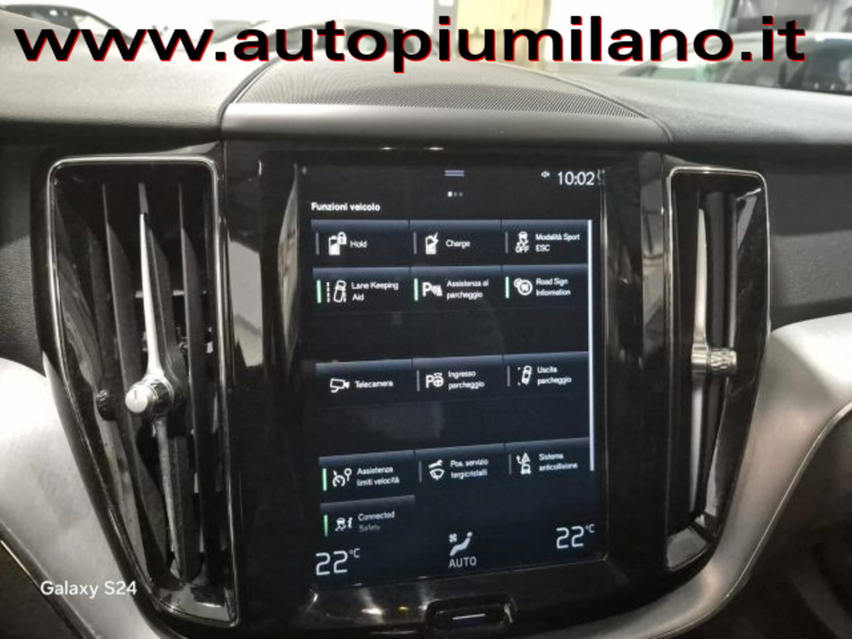 Volvo XC60 T8 Twin Engine AWD Geartronic Inscription (15)