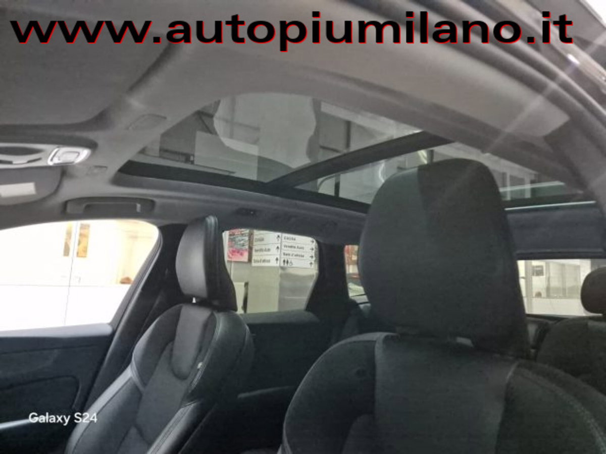 Volvo XC60 T8 Twin Engine AWD Geartronic Inscription (19)