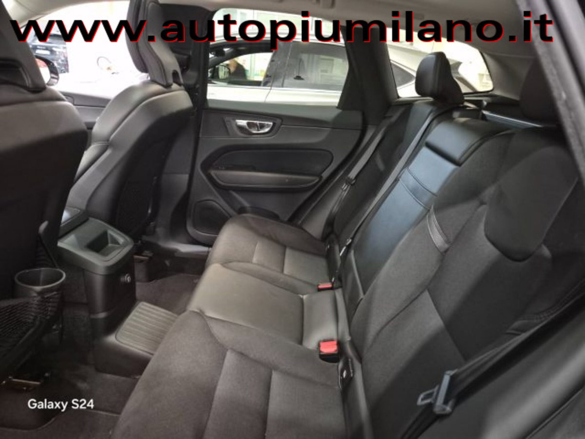 Volvo XC60 T8 Twin Engine AWD Geartronic Inscription (9)