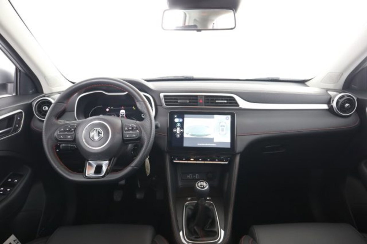 Mg ZS ZS 1.5 Luxury (4)