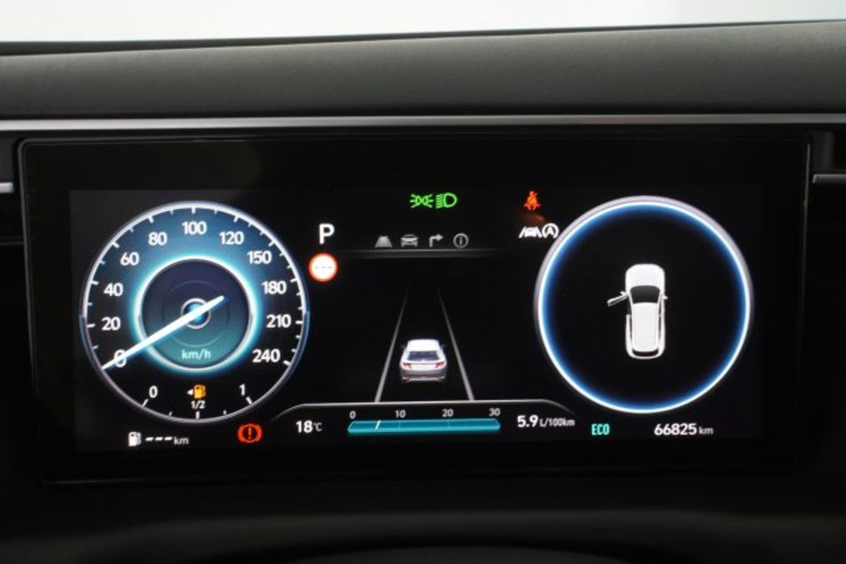 Hyundai Tucson 1.6 crdi 48V Exellence 2wd dct (15)