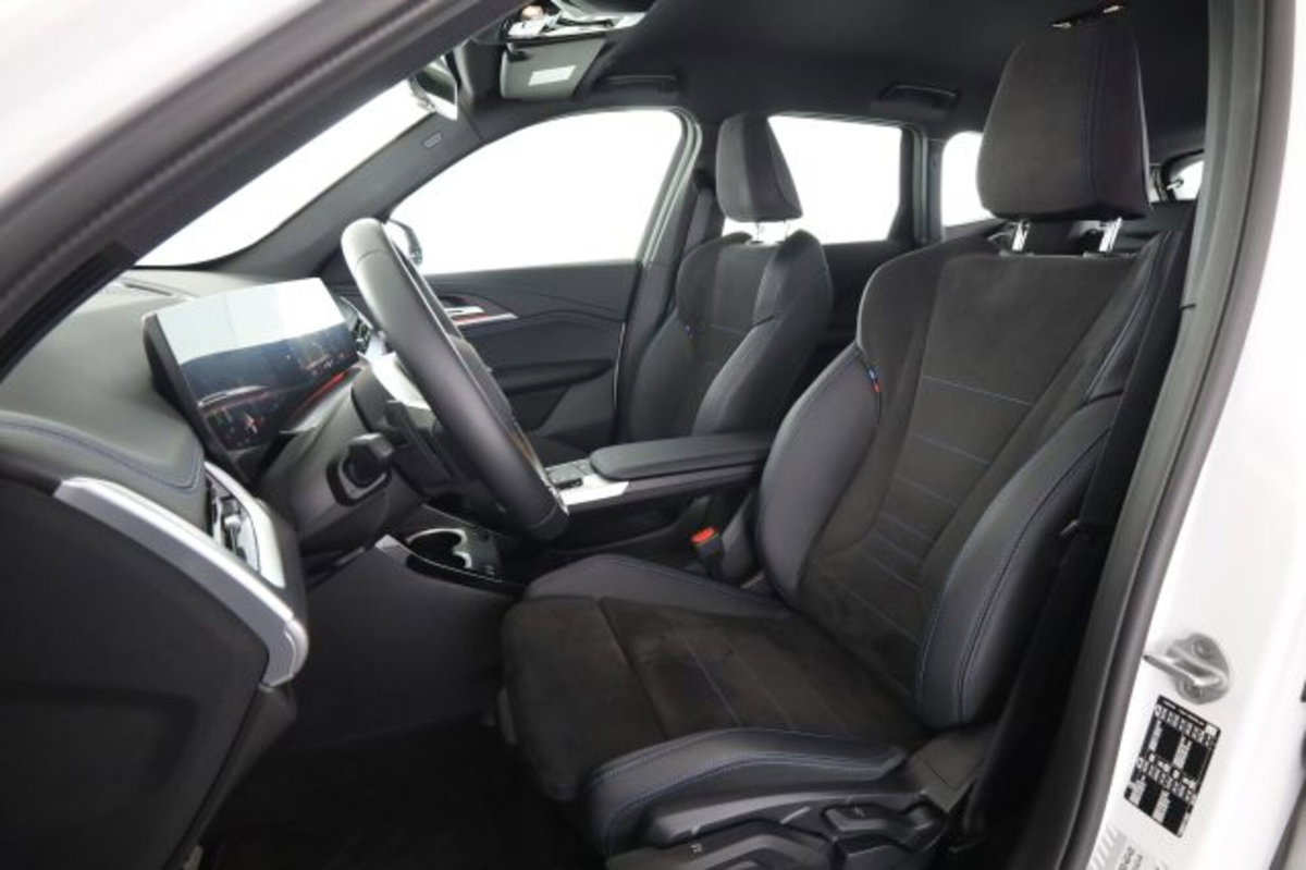 BMW X1 sDrive 18i Msport (2)