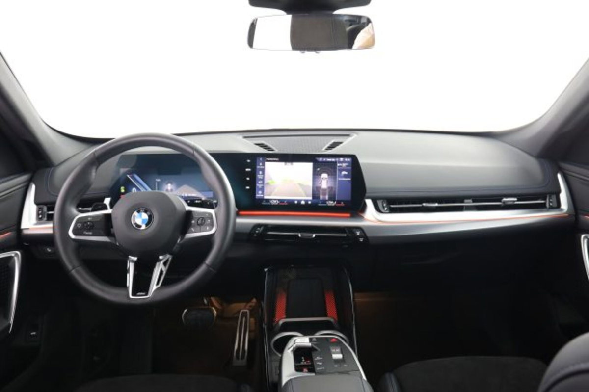 BMW X1 sDrive 18i Msport (4)