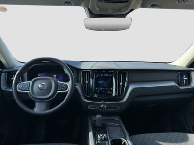 Volvo XC60 B4 automatico Core (11)