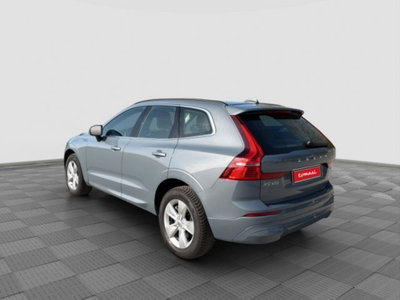 Volvo XC60 B4 automatico Core (3)
