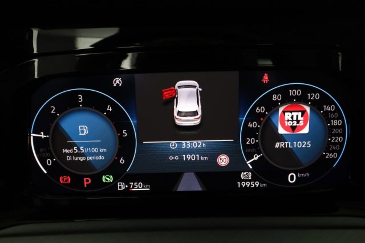 Volkswagen Golf Variant 2.0 TDI SCR DSG Life (7)