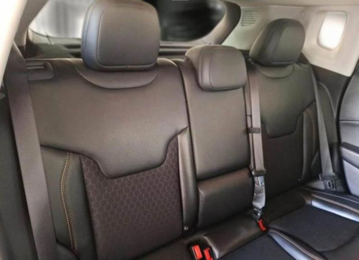 Jeep Compass 1.6 Multijet II 2WD Limited (10)