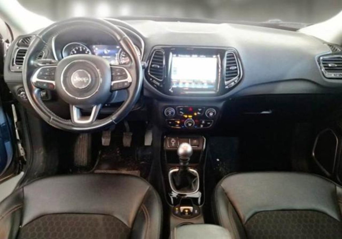 Jeep Compass 1.6 Multijet II 2WD Limited (6)