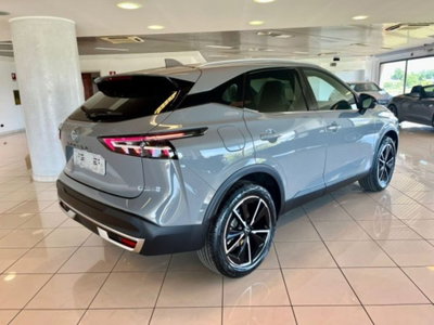 Nissan Qashqai 1.3 mhev Tekna 4wd 158cv xtronic (4)