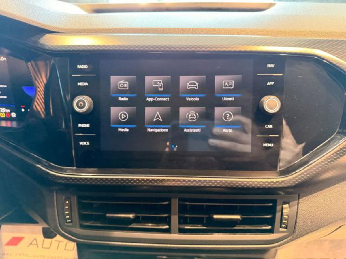 Volkswagen T-Cross 1.0 TSI 110 CV DSG Style (19)