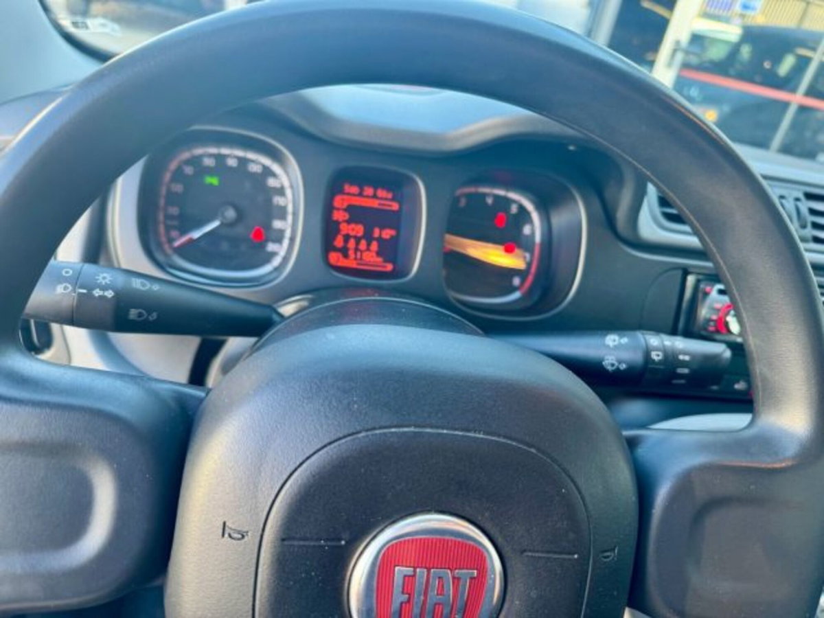 Fiat Panda 1.0 firefly hybrid s&s 70cv 5p.ti (14)