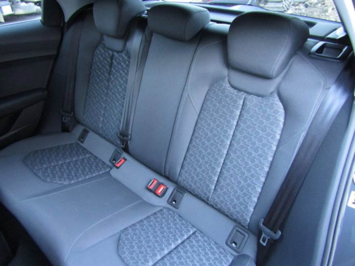 Audi A1 Sportback Sportback 25 1.0 tfsi Business (13)
