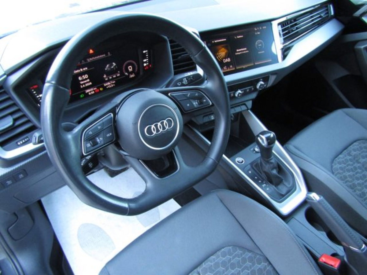 Audi A1 Sportback Sportback 25 1.0 tfsi Business (9)