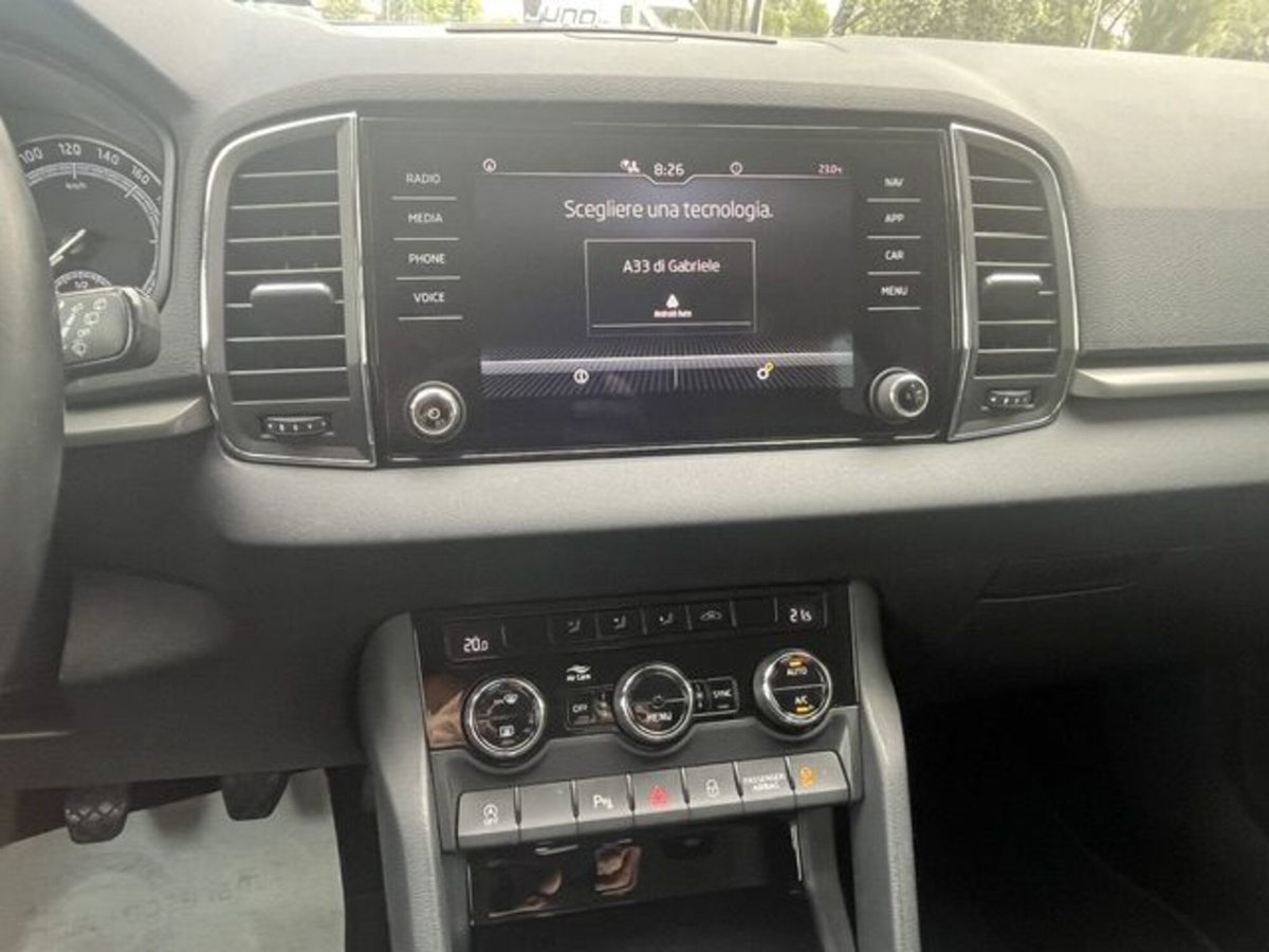 Skoda Karoq 1.0 TSI 110 CV Executive (14)