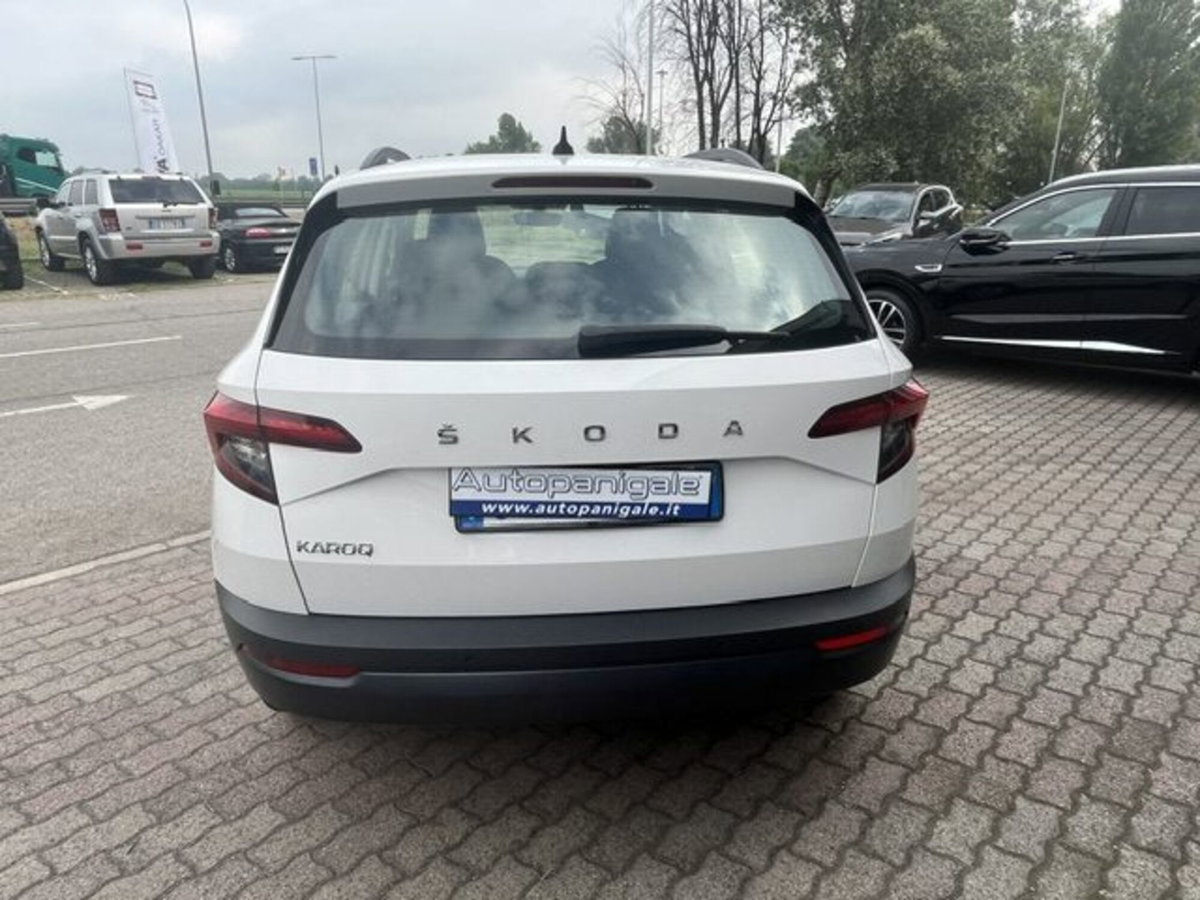 Skoda Karoq 1.0 TSI 110 CV Executive (4)