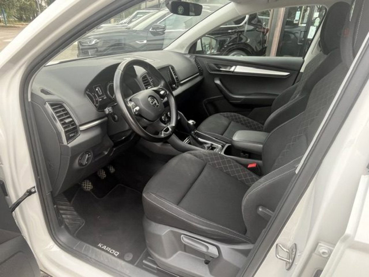 Skoda Karoq 1.0 TSI 110 CV Executive (8)