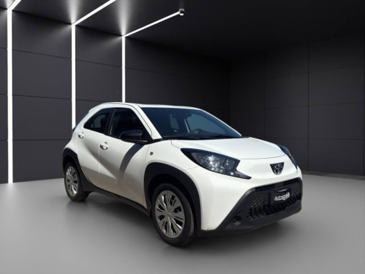 Toyota Aygo X 1.0 VVT-i 72 CV 5 porte Limited Air (3)