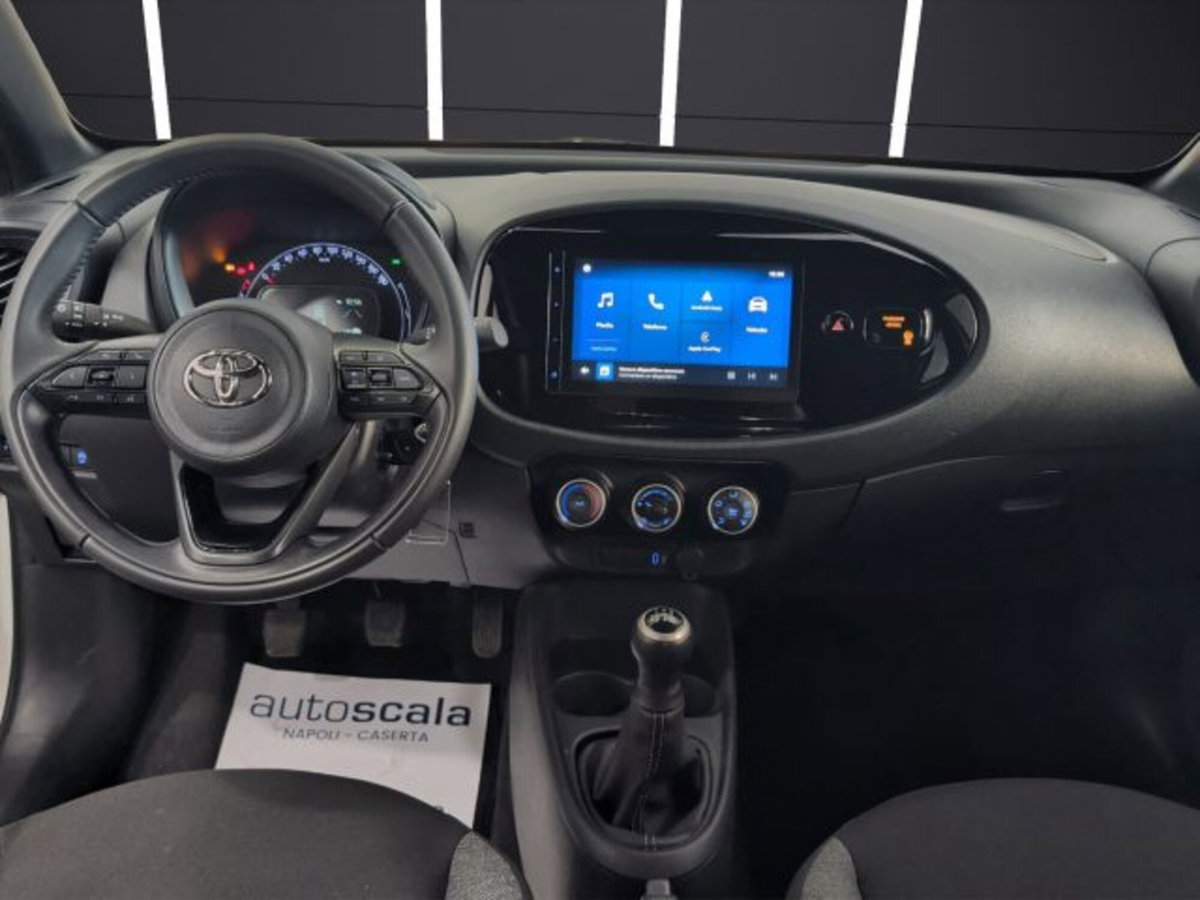 Toyota Aygo X 1.0 VVT-i 72 CV 5p. Undercover S-CVT (11)