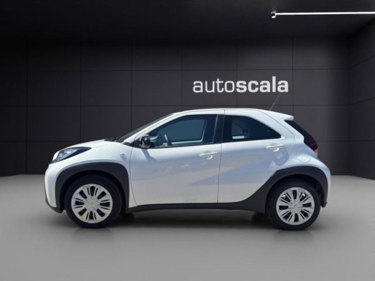 Toyota Aygo X 1.0 VVT-i 72 CV 5p. Undercover S-CVT (15)