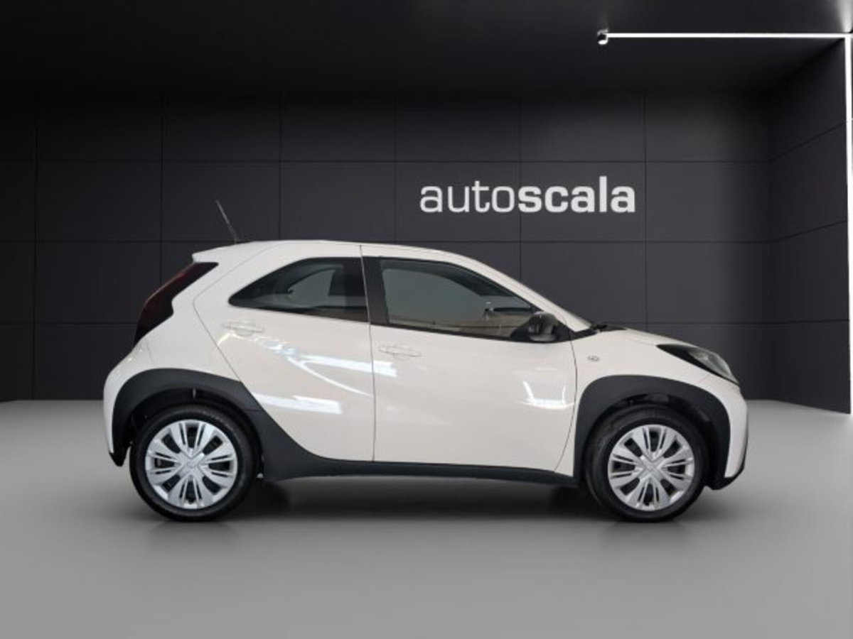 Toyota Aygo X 1.0 VVT-i 72 CV 5p. Undercover S-CVT (5)