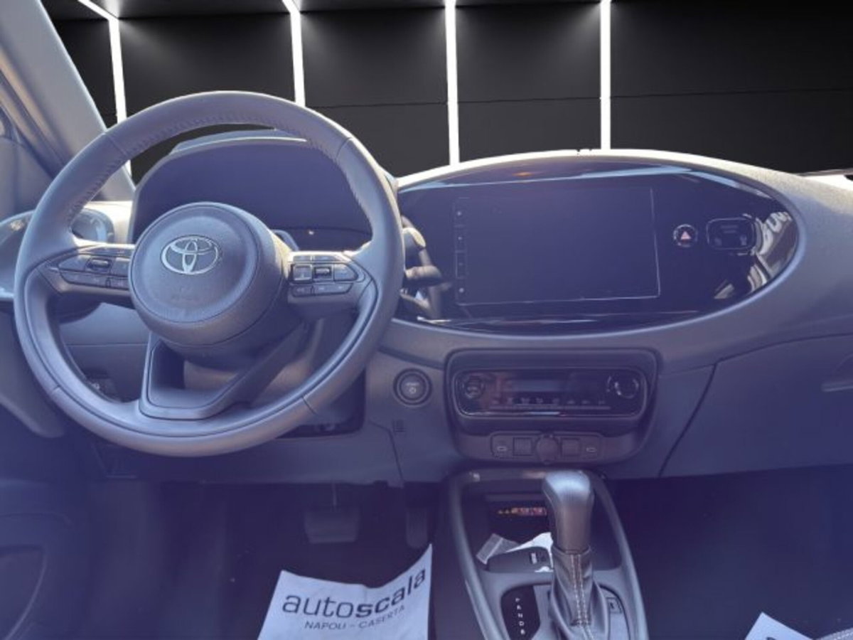 Toyota Aygo X 1.5 hybrid Icon e-cvt (14)