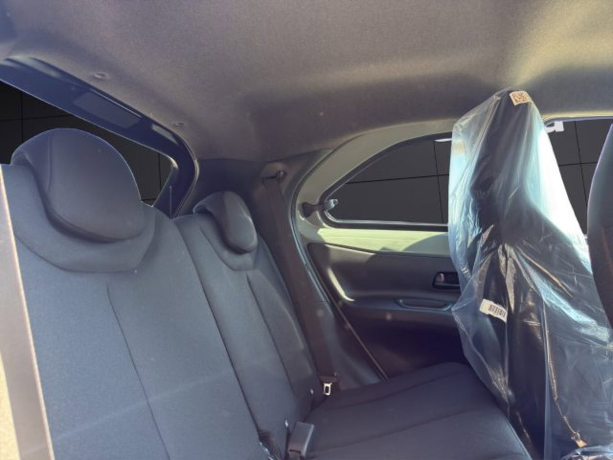 Toyota Aygo X 1.5 hybrid Icon e-cvt (19)