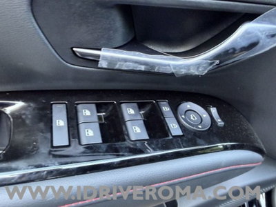 Hyundai Tucson 1.6 hev Xtech 2wd 239cv auto (12)