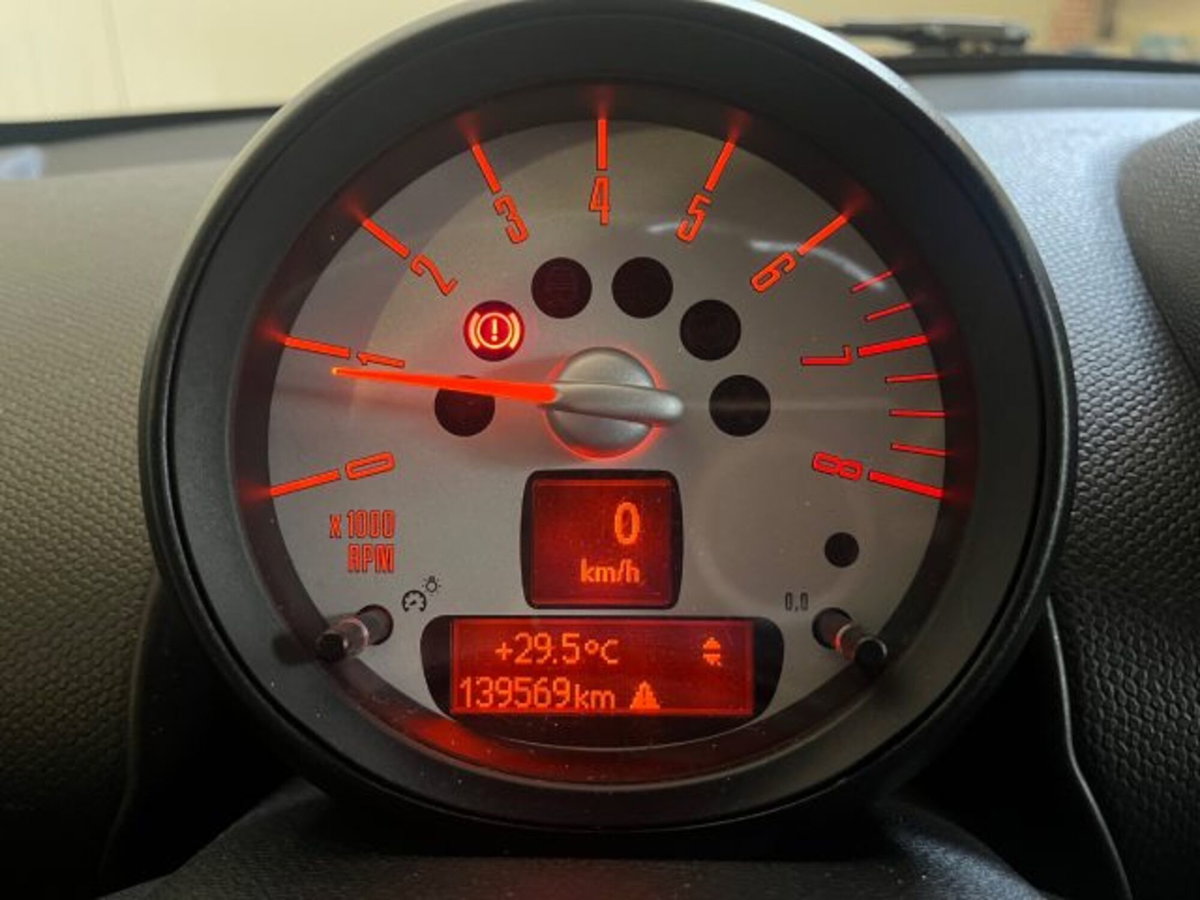 MINI Mini Countryman 1.6 Cooper Countryman (6)