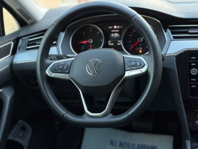 Volkswagen Passat Variant 2.0 TDI DSG Business BlueMotion Tech (14)