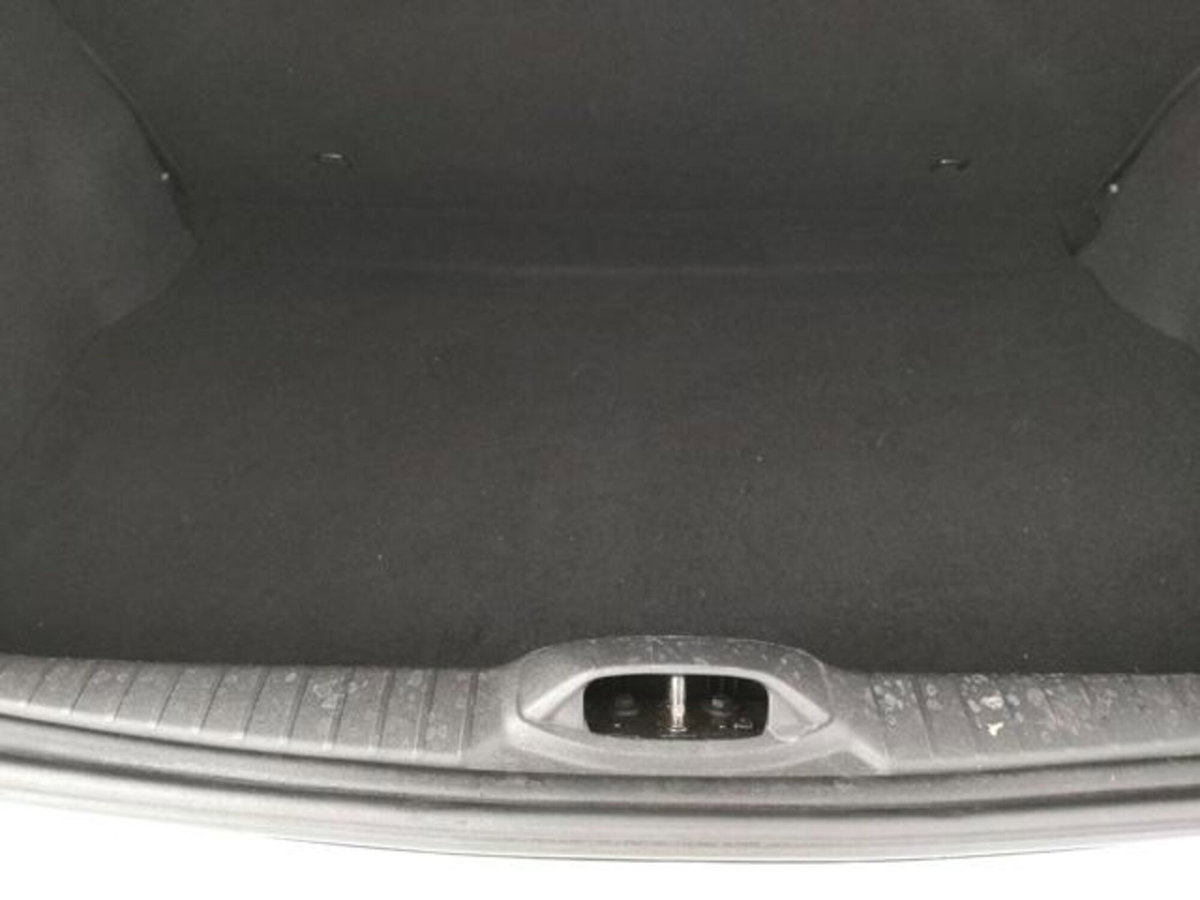 Peugeot 208 68 3 porte Active (14)