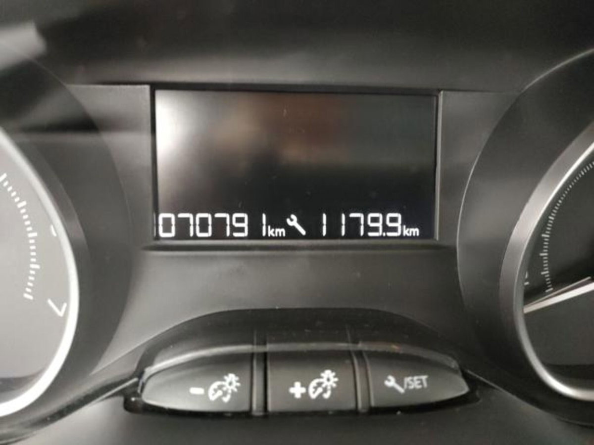 Peugeot 208 68 3 porte Active (15)
