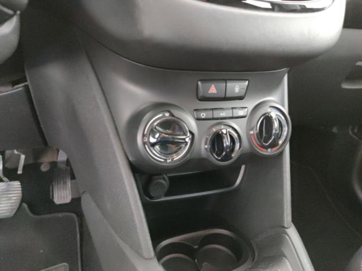 Peugeot 208 68 5 porte Active (12)