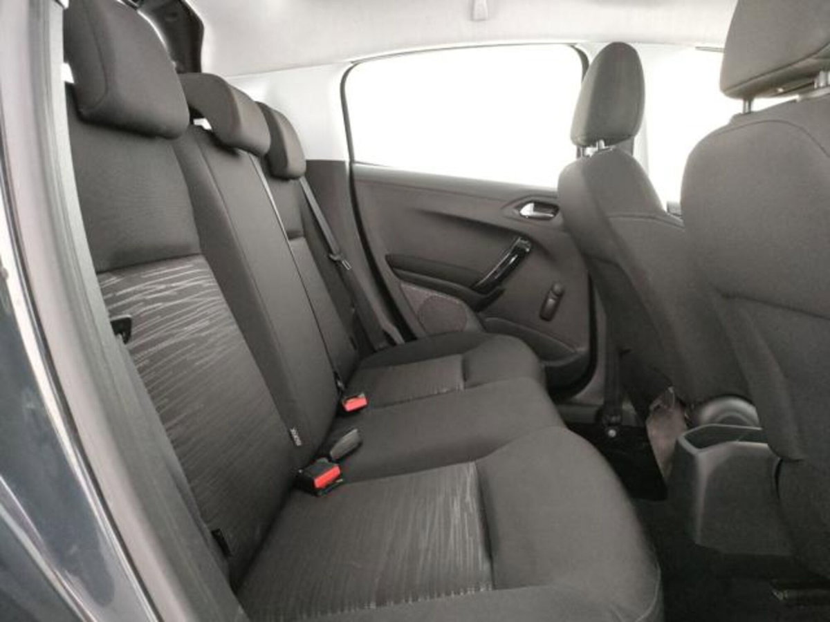 Peugeot 208 68 5 porte Active (15)