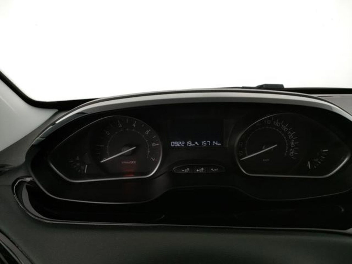 Peugeot 208 68 5 porte Active (17)
