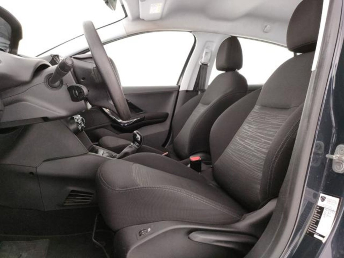Peugeot 208 68 5 porte Active (5)