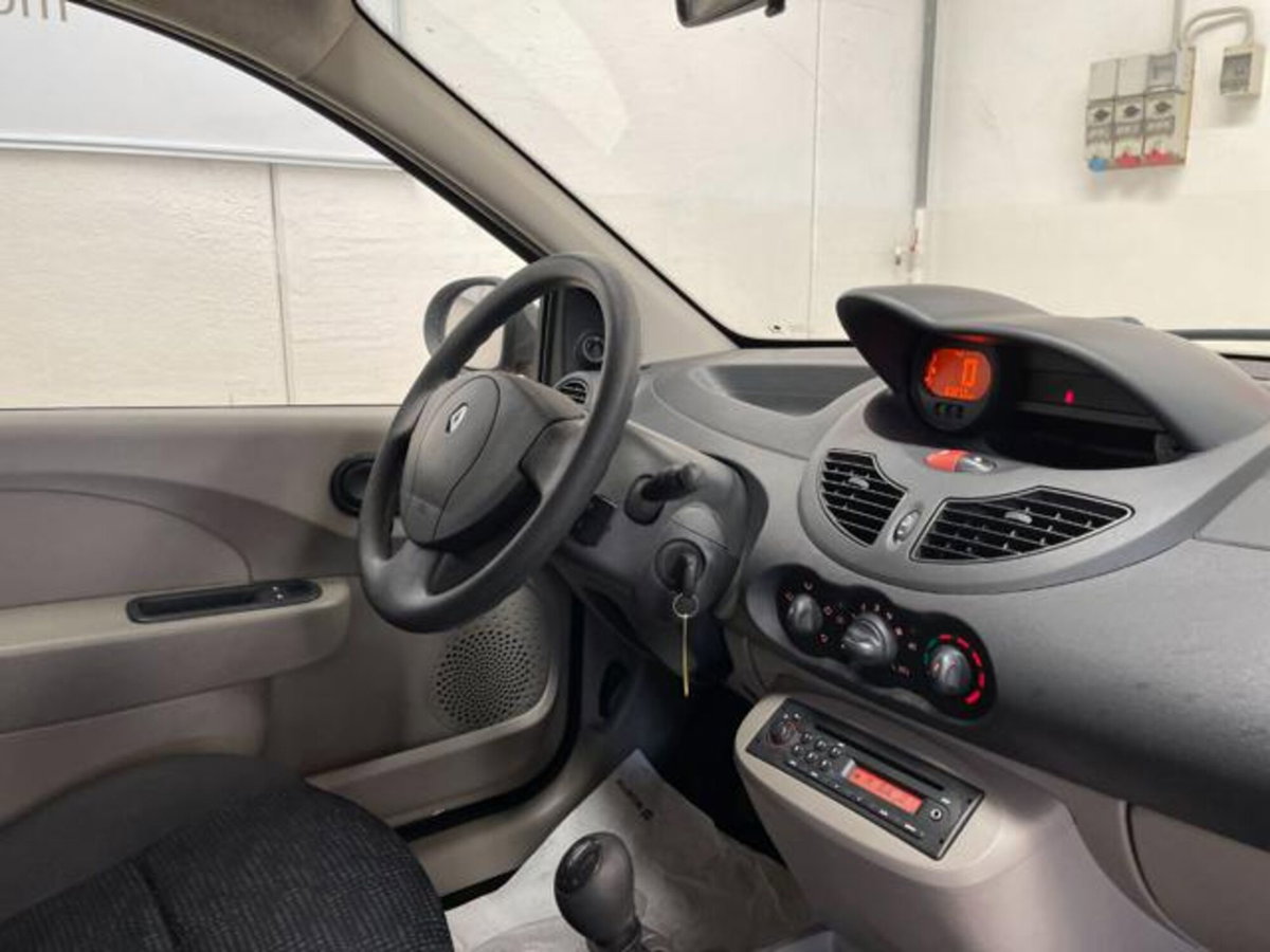 Renault Twingo 1.2 16V LEV Dynamique (16)