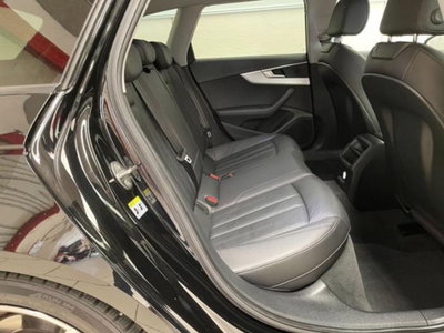 Audi A4 Avant 2.0 TDI 150 CV Sport (16)