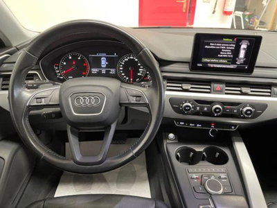 Audi A4 Avant 2.0 TDI 150 CV Sport (19)