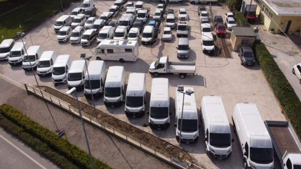 Citroen Jumpy Furgone 1.5 BlueHDi 100 S&S PL-TN Furgone M Club (6)