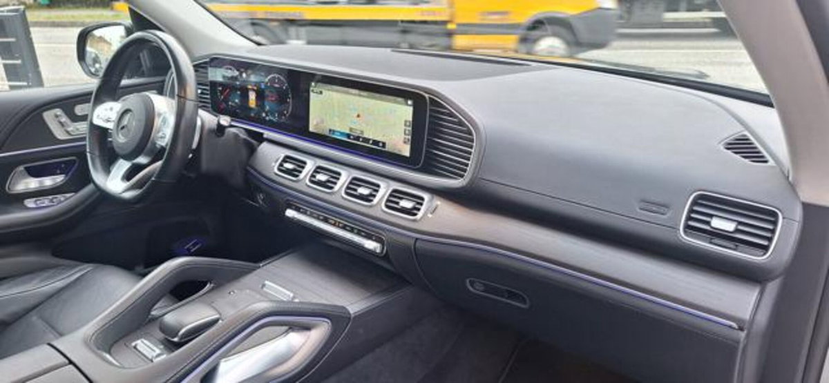 Mercedes-Benz GLE SUV 300 d 4Matic Premium Plus (18)