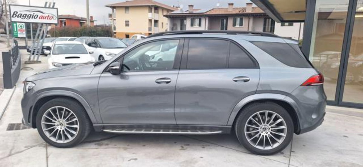Mercedes-Benz GLE SUV 300 d 4Matic Premium Plus (20)