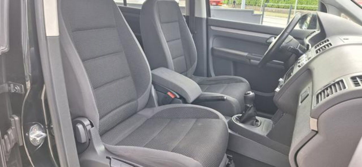 Volkswagen Touran 1.6 TDI DPF Comfortline BMT (11)