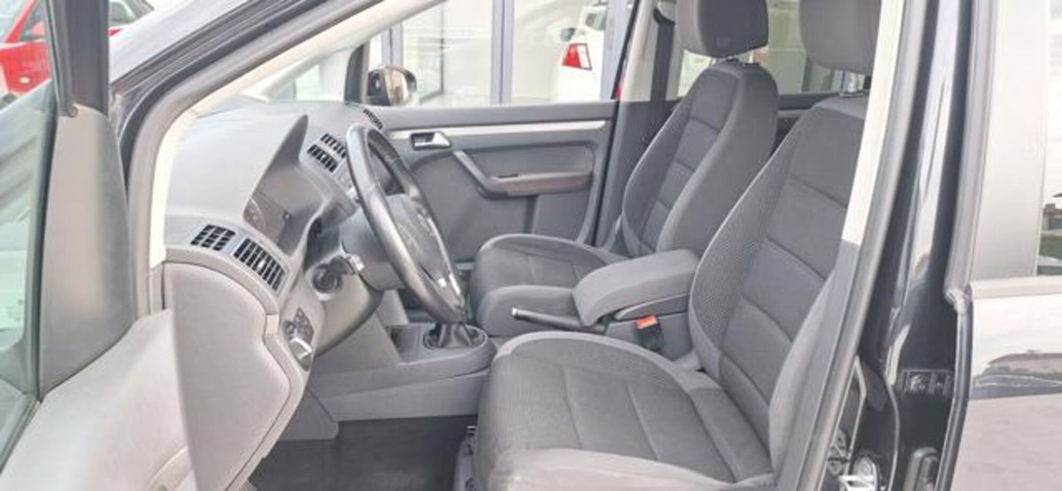 Volkswagen Touran 1.6 TDI DPF Comfortline BMT (16)