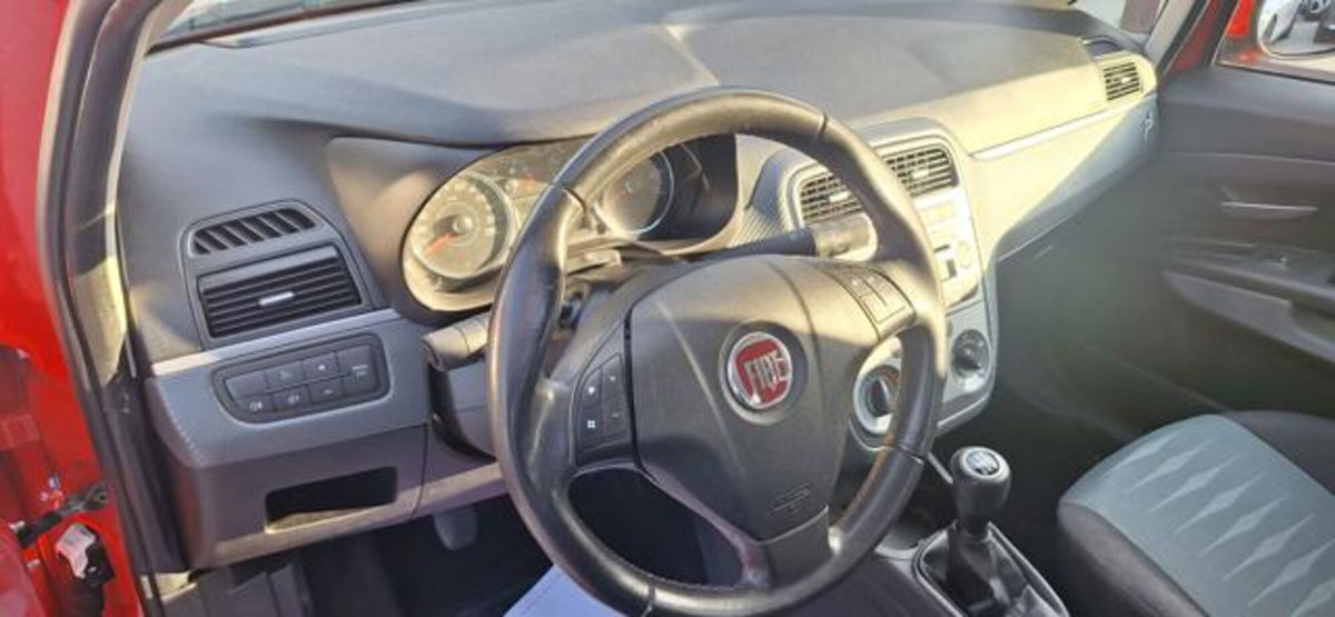 Fiat Grande Punto 1.3 MJT 75 CV 5 porte S&S Actual (11)