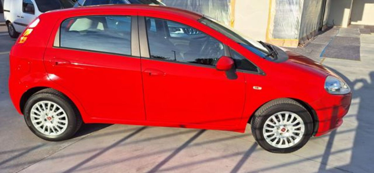 Fiat Grande Punto 1.3 MJT 75 CV 5 porte S&S Actual (15)